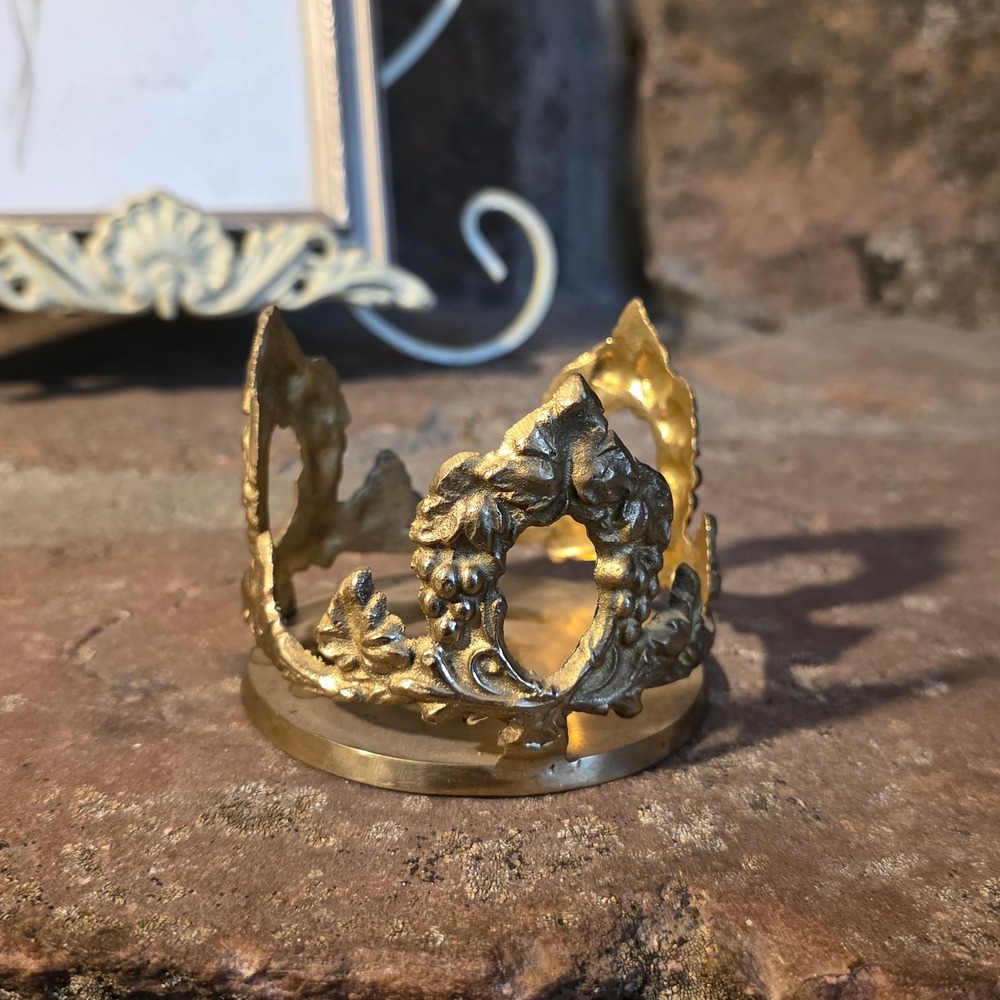 Vintage Brass Crown Candle Wine bottle Holder Ornate Leaf Berry Pedestal